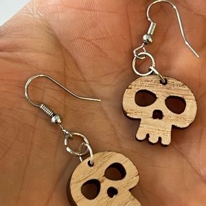 Skull earrings ~ Made of wood ~ Handmade